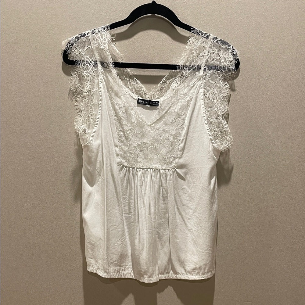Knox Rose Ivory Lace Sleeve Blouse
